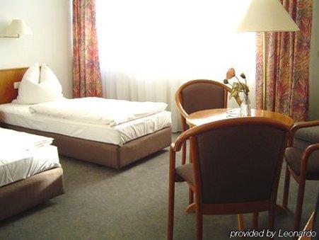 Hotel Stiftswingert Майнц Номер фото