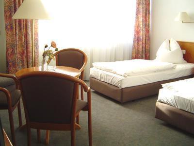 Hotel Stiftswingert Майнц Номер фото